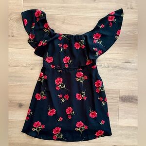 Forever 21 Black & Red Floral Dress Size M